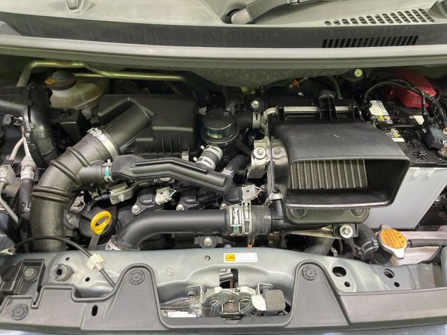 親切・丁寧な専門メカニックスタッフが応対！・車検・点検整備・事故等の修理などアフターサービスも安心。お車のカスタマイズもネクステージのサービススタッフまでご相談ください！