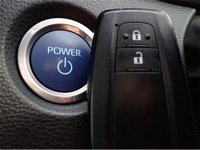 【トヨタセーフティセンス・衝突軽減ブレーキ・障害物センサー・LEDヘッドライト・スマートキー・純正AW】ディスプレイオーディオ・バックカメラ・Bluetooth・ETC