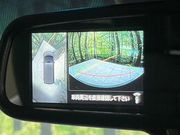 【マルチアラウンドモニター】専用のカメラにより、上から見下ろしたような視点で360度クルマの周囲を確認することができます☆死角部分も確認しやすく、狭い場所での切り返しや駐車もスムーズに行えます。