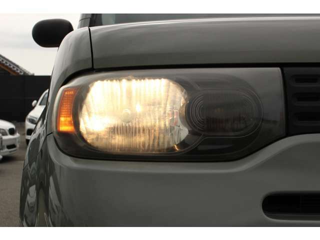 ◆綺麗なヘッドライトで、夜でも明るく見やすいので、安心して運転ができます。