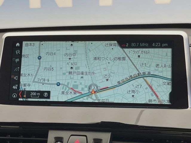 ●純正ナビ:一体感のあるナビは、高級感ある車内を演出してくれます。オーディオ機能も充実しておりますので、運転もより楽しめます♪