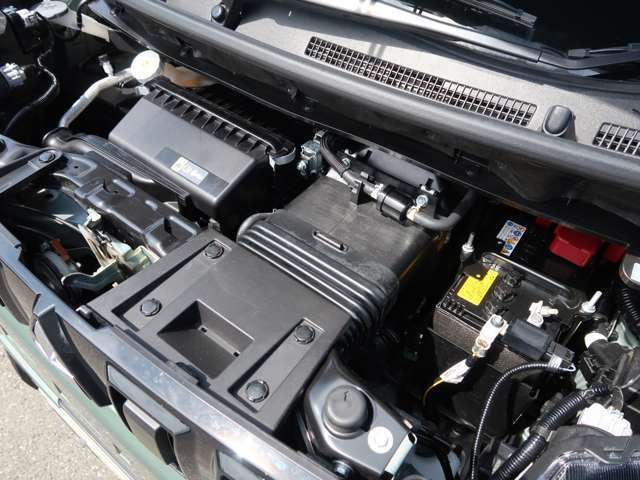 660CCインタークーラーターボエンジン搭載。