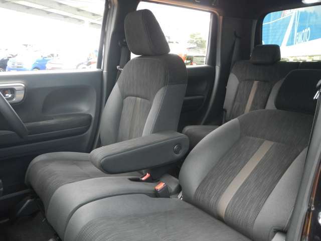 フロントシートの画像です。