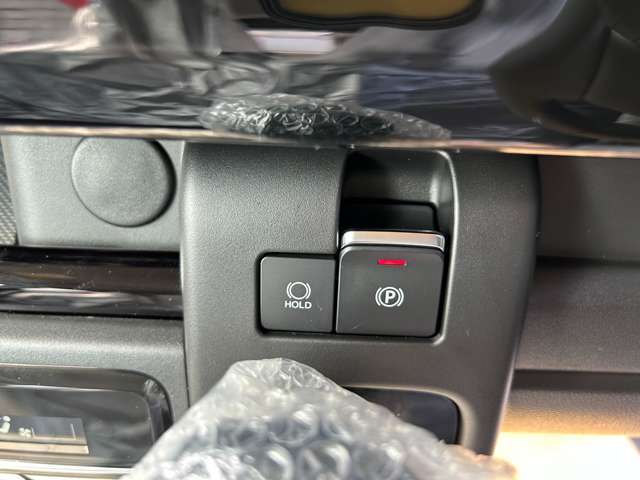 電動パーキングブレーキ付き！