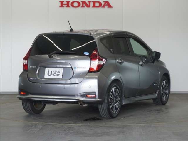 車両本体価格以外に必要な諸費用を含めたお支払い総額で検討して下さい！車両価格は安いけど諸費用が高い！なんてことにならないように当店は購入に必要な金額＝総額を表示しております！