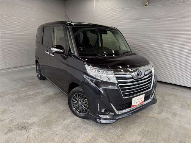 全車1年間の走行距離無制限のロングラン保証付きです。また、さらに安心をお求めの方には1年～2年の保証延長ができる「ロングランα保証」（有償）もお選びいただけます。
