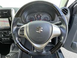 【ハンドル】『ハンドル/ステアリング』の画像になります。写真の内容に関してご不明点、ご質問等がございましたらお気軽にガリバー店舗までお問い合わせください。