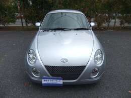 天気のいい日は、「オープンカー」でドライブが気持ちいいですね。