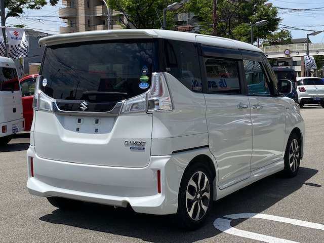 当店は全国のお客様にご購入いただきご自宅までお納車させていただいております。
