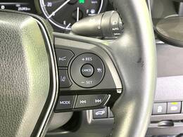 【レーダークルーズコントロール】高速道路での長距離走行が楽に！！自動で速度を保つクルーズコントロールが、衝突軽減システムと連携し、前方の車両を感知して車間を保つように速度調節してくれます！！