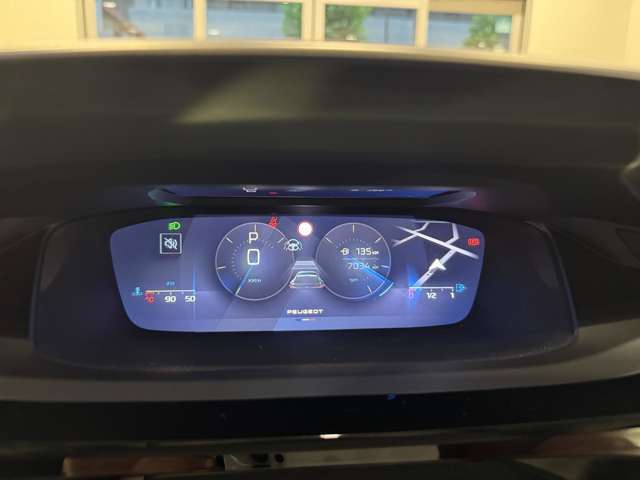 車両情報とマップ2画面の場合です