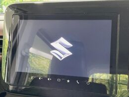 【純正9型ナビ】人気の純正ナビを装備。オーディオ機能も充実しており、Bluetooth接続すればお持ちのスマホやMP3プレイヤーの音楽を再生可能！毎日の運転がさらに楽しくなります！！