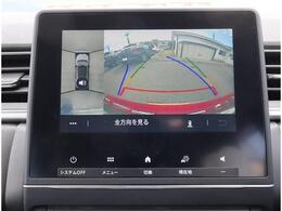 全方位モニター付で、車庫入れも駐車もラクラクです。