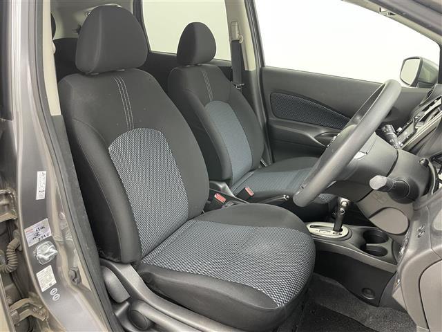 【運転席】『運転席周辺』の画像になります。写真の内容に関してご不明点、ご質問等がございましたらお気軽にガリバー店舗までお問い合わせください。