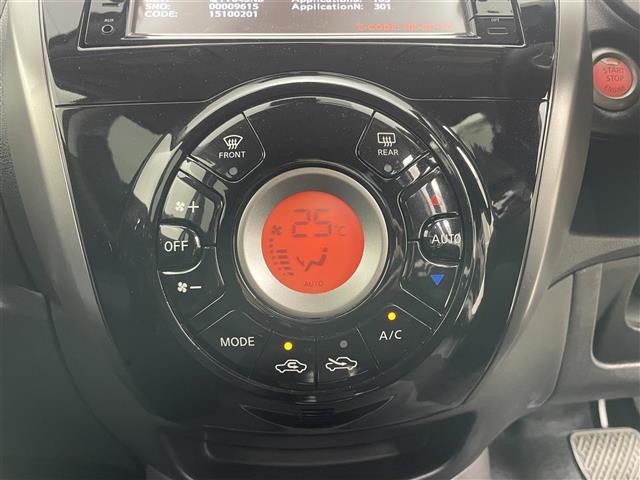 【エアコン】『エアコン装備』の画像になります。暑い夏でも寒い冬でも、車内に快適な空気を届けるので、いつでも快適な車内空間を創り上げます！