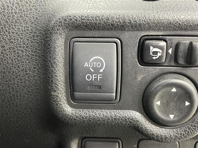 【アイドリングストップ（Stop ＆ Start）】信号待ちや一時停止時に、エンジンのアイドリングを自動的にストップして、燃費の向上に貢献します！