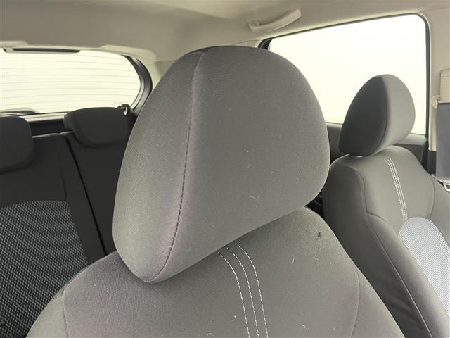 【後部座席】『後部座席周辺』の画像になります。写真の内容に関してご不明点、ご質問等がございましたらお気軽にガリバー店舗までお問い合わせください。