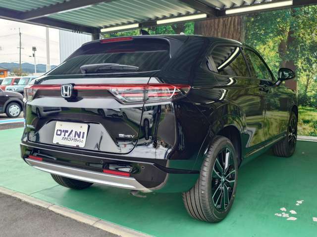 ■充実のアフターサービス■　車の販売はもちろん、自社整備工場・自社鈑金工場・オイル交換＆点検専門店舗を完備しておりますので納車後もお客様のカーライフをトータルでサポートいたします。