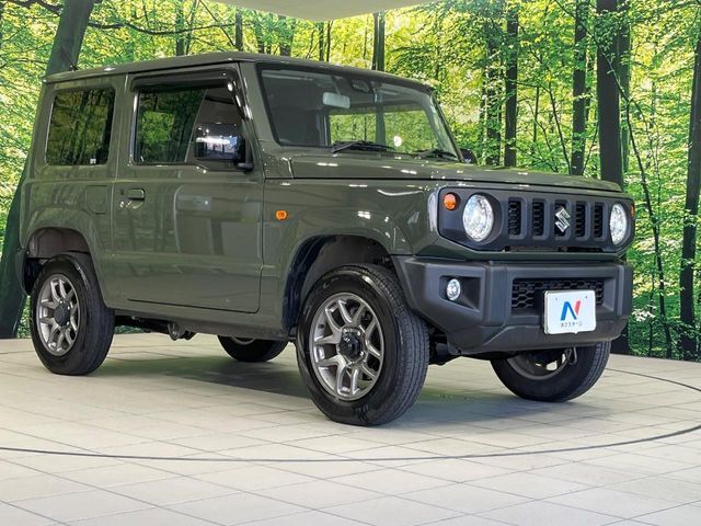 大好評のボディコーティング「弾スプラッシュコート」もご納車までに施工可能。通常のガラスコートと異なる、耐久年数6年の無機質ガラスコーティングが、ボディをキレイな状態に保ってくれます。