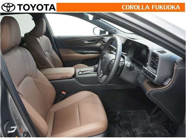 お客様にお座りいただくシートは、手作業で丁寧に洗浄いたしました。