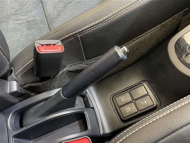 店舗にて現車の確認もいただけますので、お電話で在庫のご確認の上是非ご来店くださいませ！！！