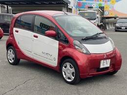 パールホワイト/ワインレッドメタリックの2トーンカラー！数の少ない希少色。エアコンコンプレッサー新品交換済です。