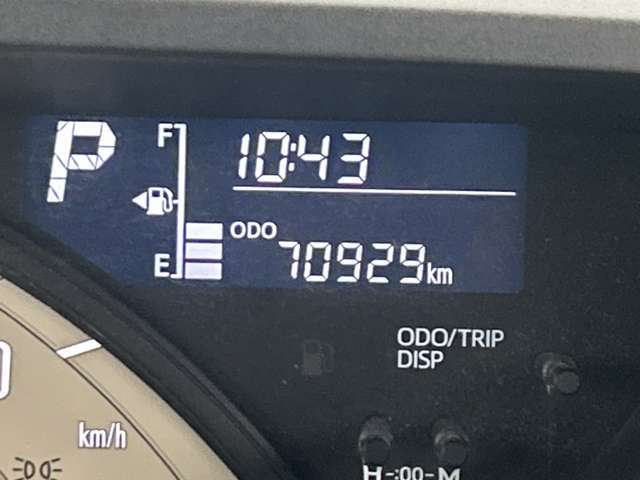 メーター周りです。汚れ等なく綺麗に保たれています。走行距離もとても見やすくなっています。