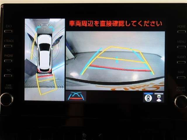 パノラミックビューモニター付きです。車両を上から見たような映像をディスプレイオーディオ画面に表示。運転席からの目視だけでは見にくい、車両周辺の状況をリアルタイムでしっかり確認できます。