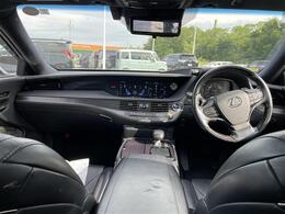 車両販売と整備・保証・クリーニングなどのサービスを自由にお選び頂けます。サービスは必要な分だけお選び下さい。