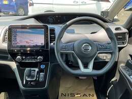 『ワイド保証1年』　日産販売店の中古車には無料で保証が付いています。品質に自信があるから実現した日産ならではの保証です。※一部保証に加入できない車両があります。