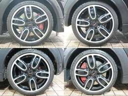 お気に入りの車両がございましたら是非オンライン予約もお使いください。もちろんお電話でのご予約も可能ですが手間なく数分でご希望の日時のご予約が可能です。お車の準備をしてスタッフ一同お待ちしております！！