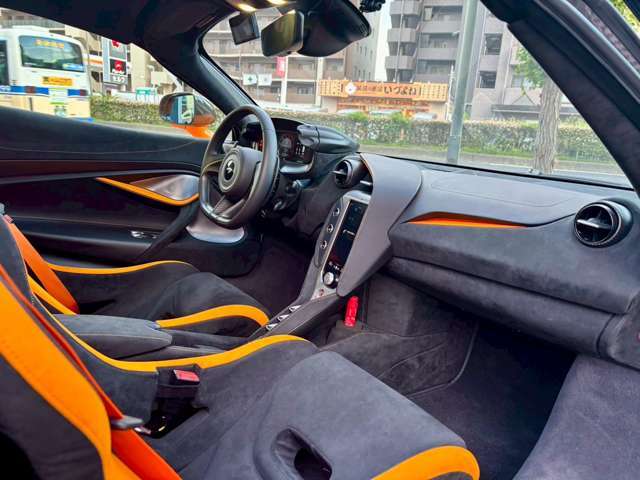 ◆弊社の在庫車両をご覧くださいまして、誠にありがとうございます。お車の詳細やご納車までの流れについて等、どうぞご遠慮なくお問い合わせください。◆サンコーエアポート神戸本店　TEL：078-803-8345
