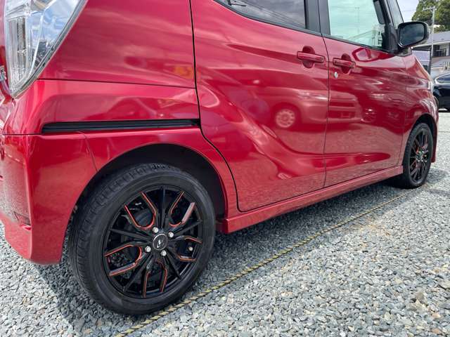 お車に詳しくないお客様でも、スタッフが親身になって相談にお答えさせて頂きます！