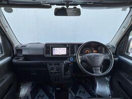 グループ総在庫数約30，000台！！全国の系列店からメーカー・車種問わずご紹介出来るので、あなたにピッタリのお車が見つかるはずです♪まずはお問い合わせ下さい☆