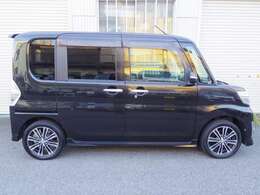 下取りはどんな車でも買取りしております！廃車、名義変更手続きは無料です！今お乗りのお車の部品の取外しや移植も可能ですので是非ご相談下さいませ！ご購入時、追加で用品の取り付けなども喜んで承っております！