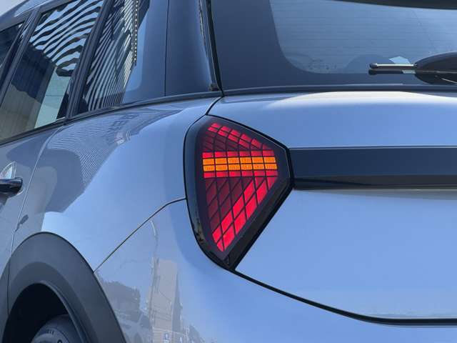 LEDテールランプ