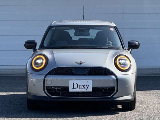 掲載車両以外にも対応可能です。ご希望のボディーカラー、グレード、装備やオプションをお聞かせ下さいませ。