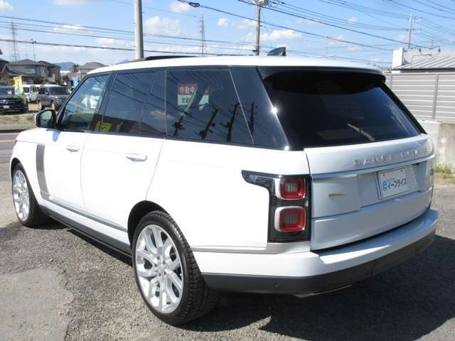 弊社では納車前に、提携認証工場での法定点検をし、エンジンオイル、エレメント、消耗品等の交換をしてから納車いたしますのでご安心下さい。弊社取り扱いオイルはWAKO‘Sです。その他にも添加剤なども御座います。