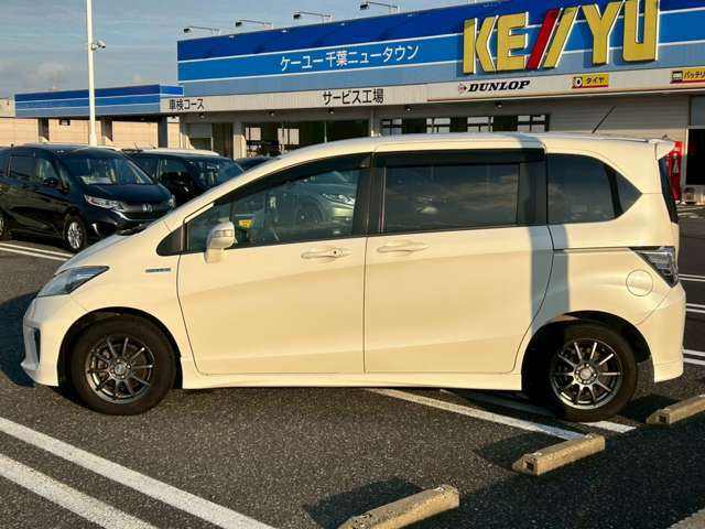 高速道路をご利用でお越しの際は、湾岸習志野千葉北インター⇒16号左⇒ケーユー看板を右折⇒突き当り信号左折⇒直進で464号線右折⇒直進し先の信号でUターン。