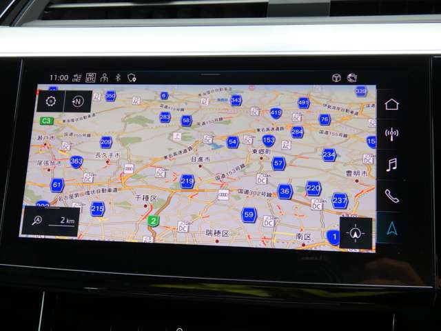 ナビゲーションは地図データを最新バージョンに無償でアップデートしてお渡しいたします。（一部対象外の車両があります。詳細はスタッフまで問い合わせ下さい。）