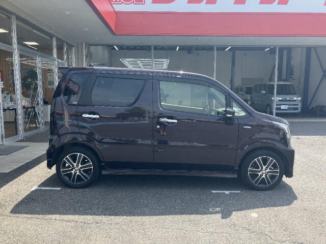 当店のお車をご覧いただきましてありがとうございます。お車についてのご質問やお見積りのご依頼、ご購入にあたってのご相談などお気軽にお問い合わせ下さい！