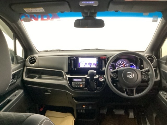 お気に入りのコクピット！　運転が楽しくなりますよ♪