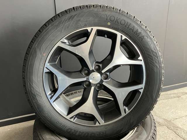 冬タイヤ＆純正アルミホイール付（225/55R18)
