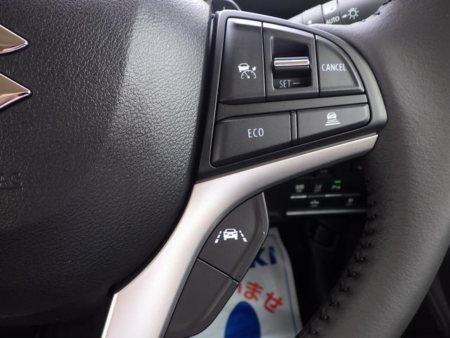 クルーズコントロールで走行速度を決めておけばアクセルを踏まずに走行してくれるので長距離ドライブがもっと楽しくなります♪