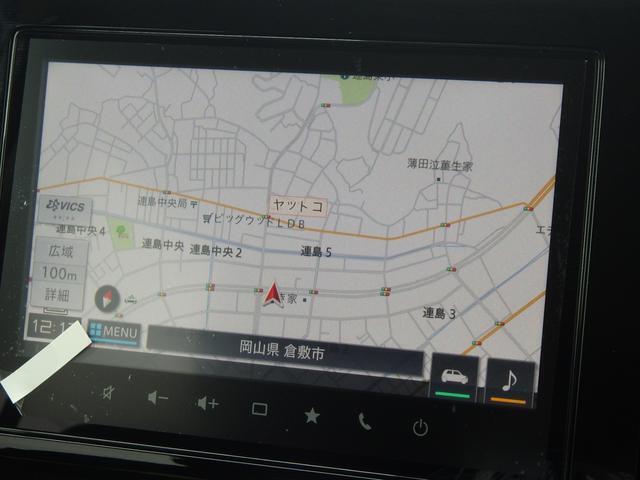 ナビゲーションはメーカーオプションのナビが装着されております。スマートフォンと連携してアプリケーションをご利用いただけます。