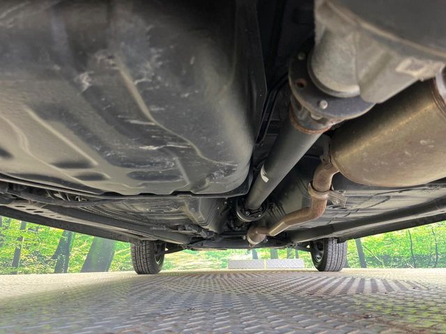 下回りがきれいなうちに、防錆加工の施工がオススメ。降雪地域はもちろん、沿岸部にお住いの方や、趣味でマリン・ウィンタースポーツをされる方にご好評いただいております。