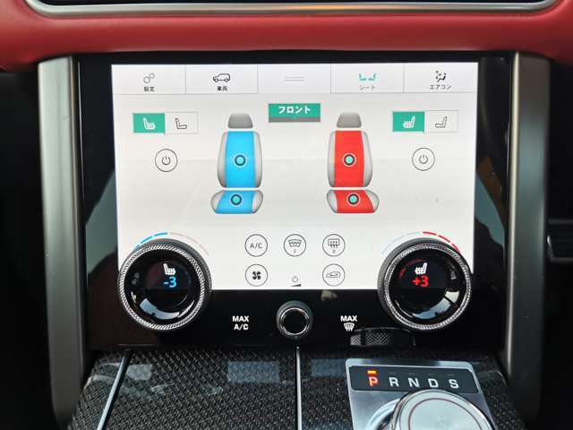 【全席シートヒーター＆クーラー】フロント・リアシートの両方で3段階調節が可能なシートヒーター＆クーラーがご利用いただけます。フロントナビ部分からリアシートの調節も可能です。