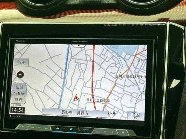 WECARSの店舗にはキッズコーナーがございます！お子様連れのお客様もごゆっくり車選びをお楽しみいただける空間です！