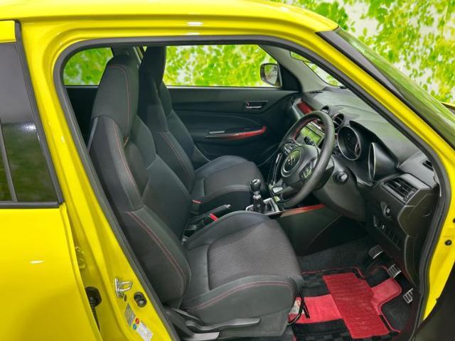 「この車の写真をもっと見たい」「状態が気になる」「この装備はついている？」どんな小さな疑問でもお気軽にお問い合わせください！