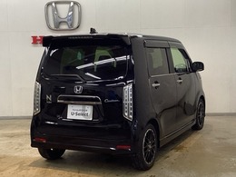 Honda認定中古車 U-Selectは3つの安心をお約束します。　1　Hondaのプロが整備した安心。 2　第三者機関がチェックした安心。　3　購入後もHondaが保証する安心。
